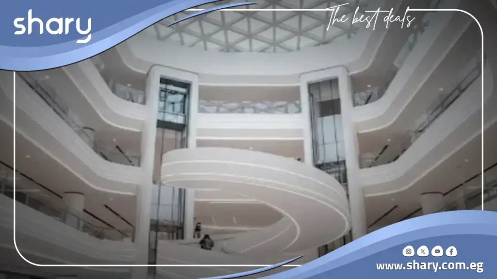 وحدة طبية في مول كفالي هب التجمع الخامس مساحة 38 متر مربع